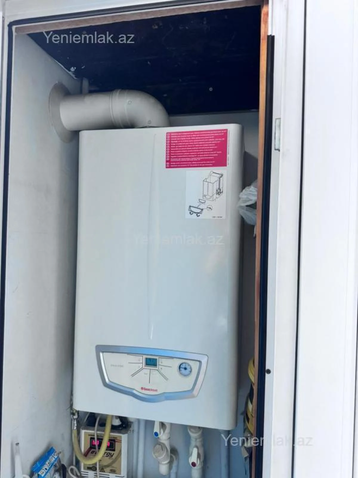 Satılır 3 otaqlı köhnə tikili 72 m²