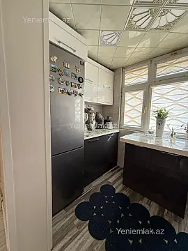 Satılır 2 otaqlı köhnə tikili 40 m²