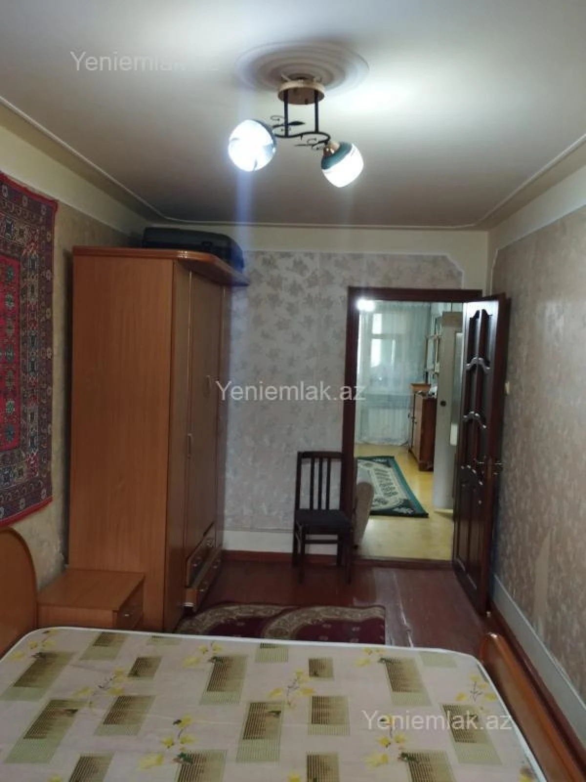 Satılır 2 otaqlı köhnə tikili 54 m²