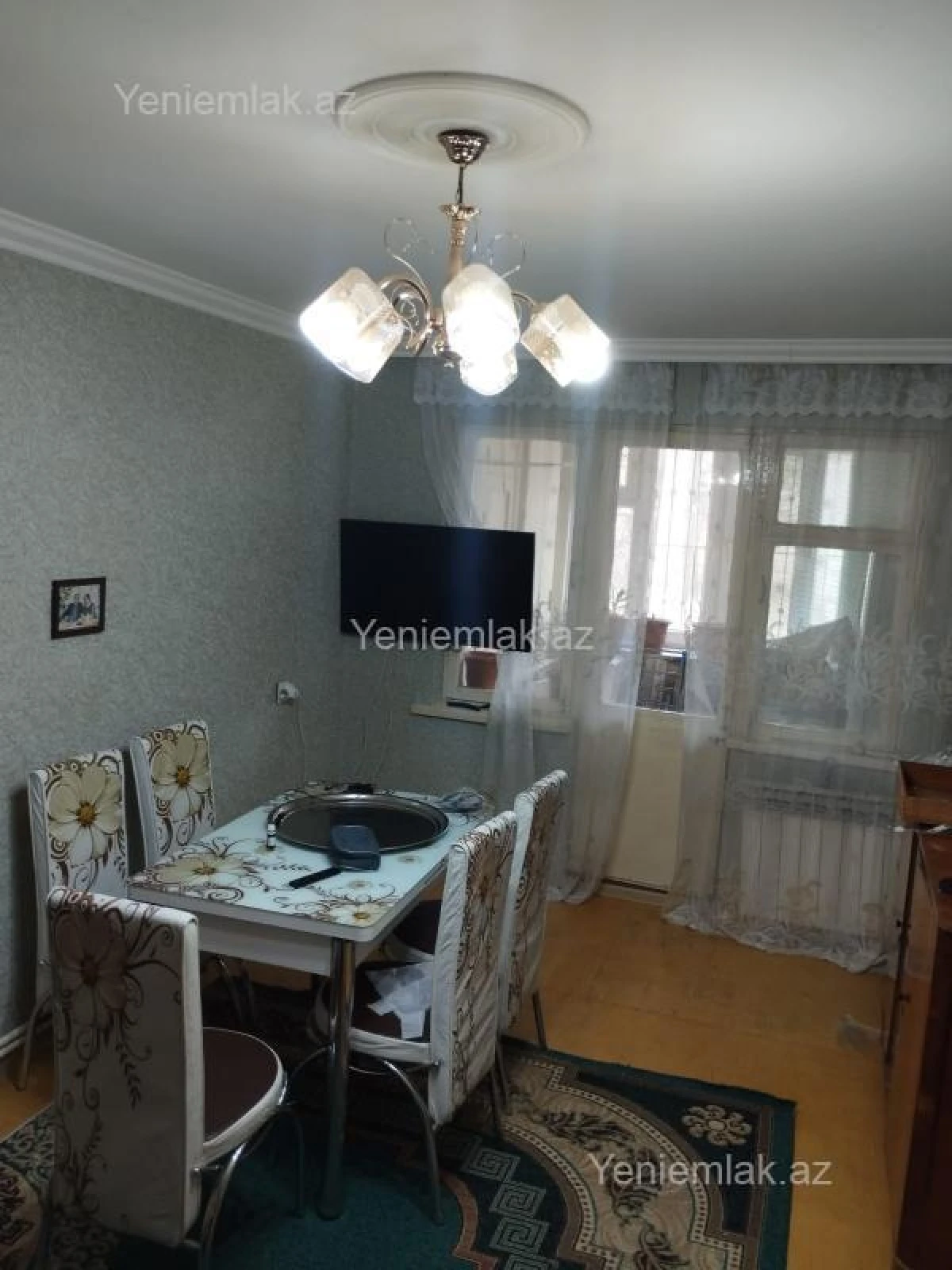 Satılır 2 otaqlı köhnə tikili 54 m²