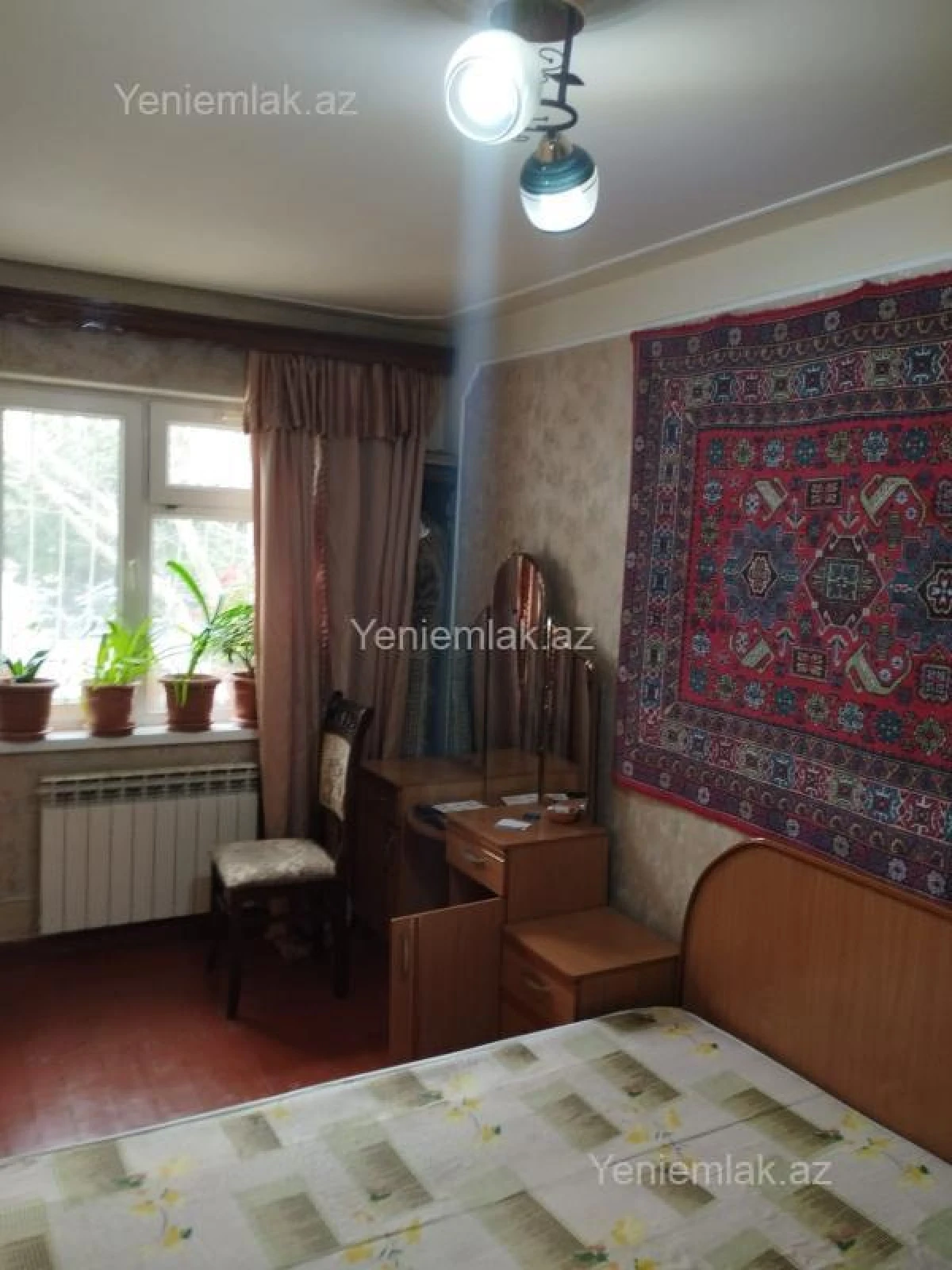 Satılır 2 otaqlı köhnə tikili 54 m²