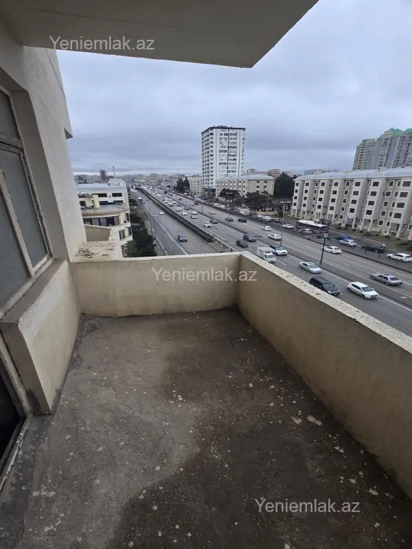 Satılır 3 otaqlı yeni tikili 120 m²