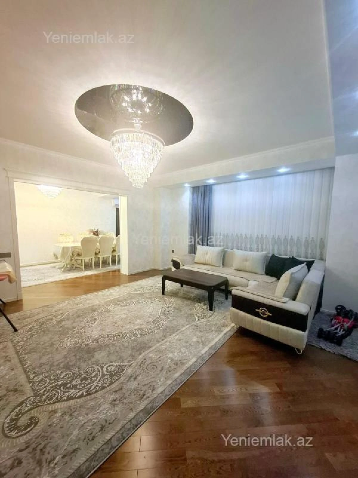 Satılır 3 otaqlı yeni tikili 140 m²