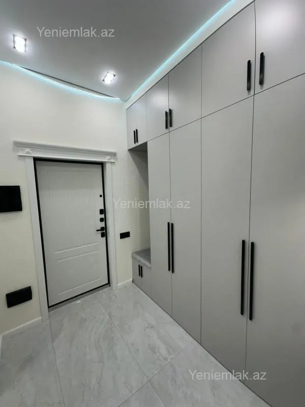 Satılır 3 otaqlı yeni tikili 62 m²
