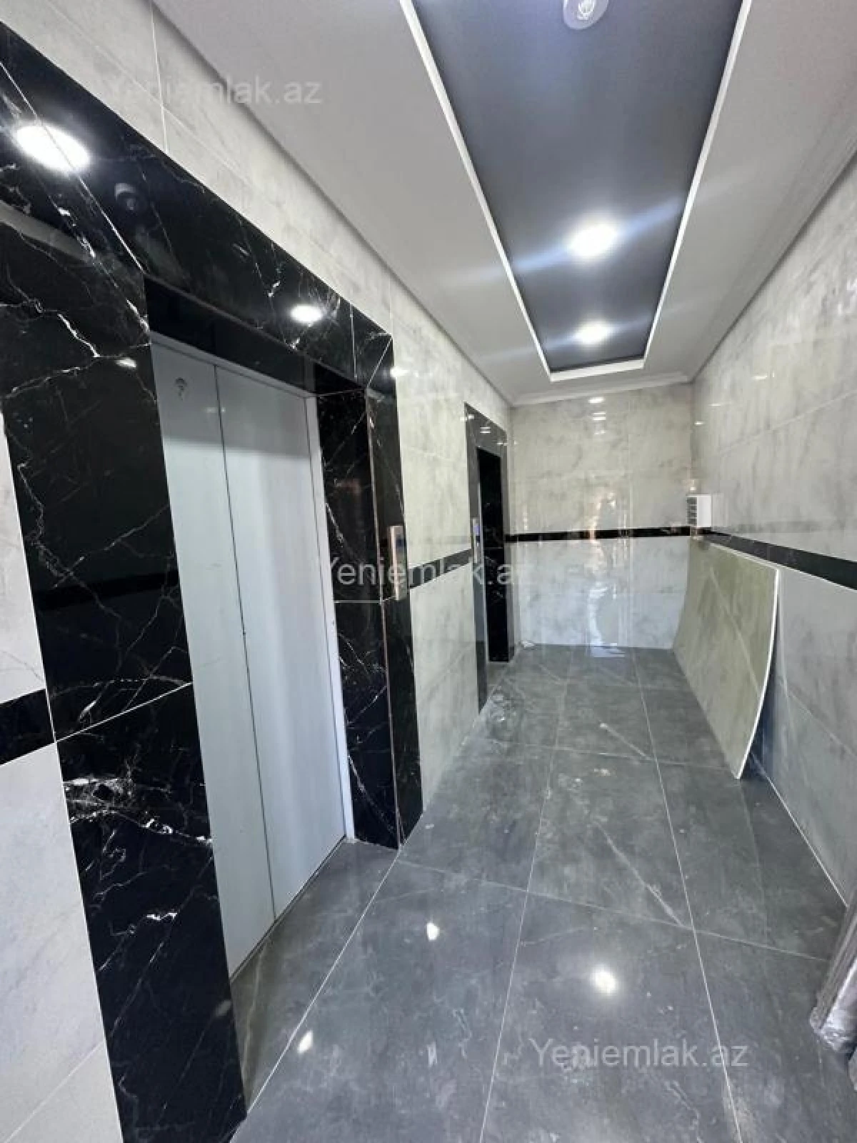 Satılır 2 otaqlı yeni tikili 77 m²