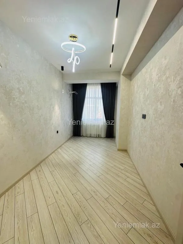 Satılır 2 otaqlı yeni tikili 77 m²