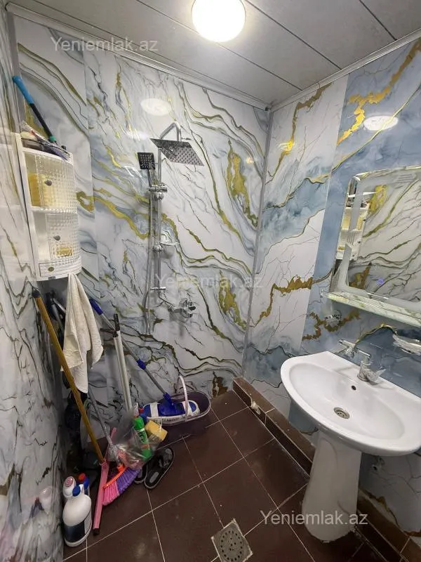 Satılır 3 otaqlı köhnə tikili 85 m²