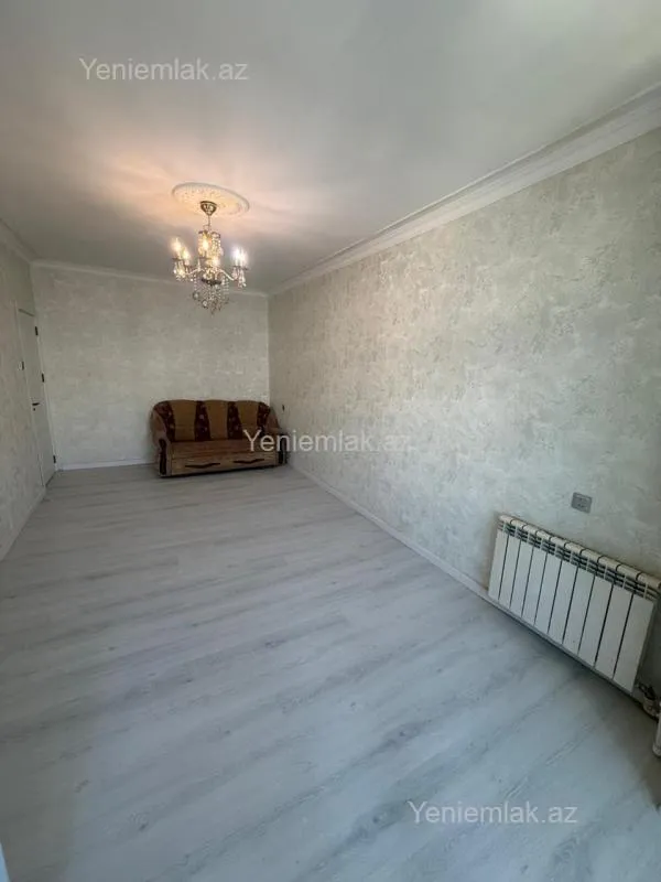 Satılır 3 otaqlı köhnə tikili 85 m²