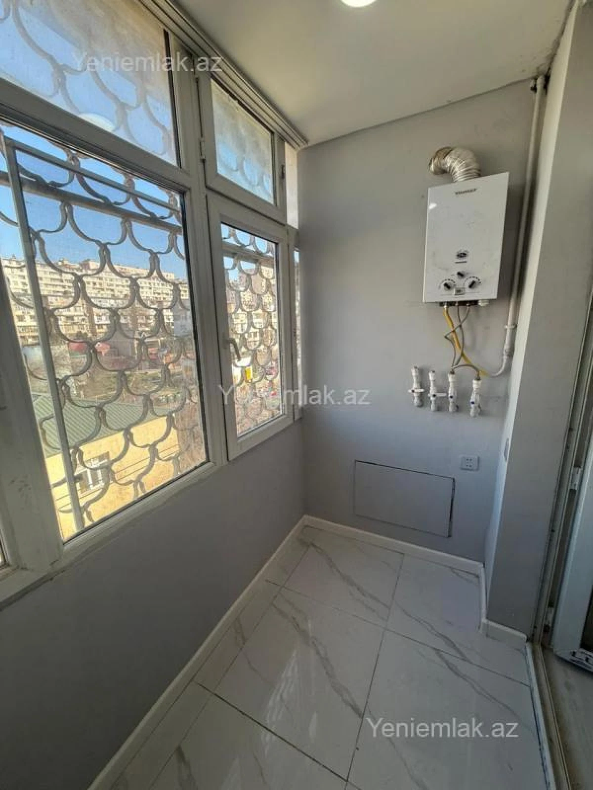 Satılır 3 otaqlı köhnə tikili 85 m²