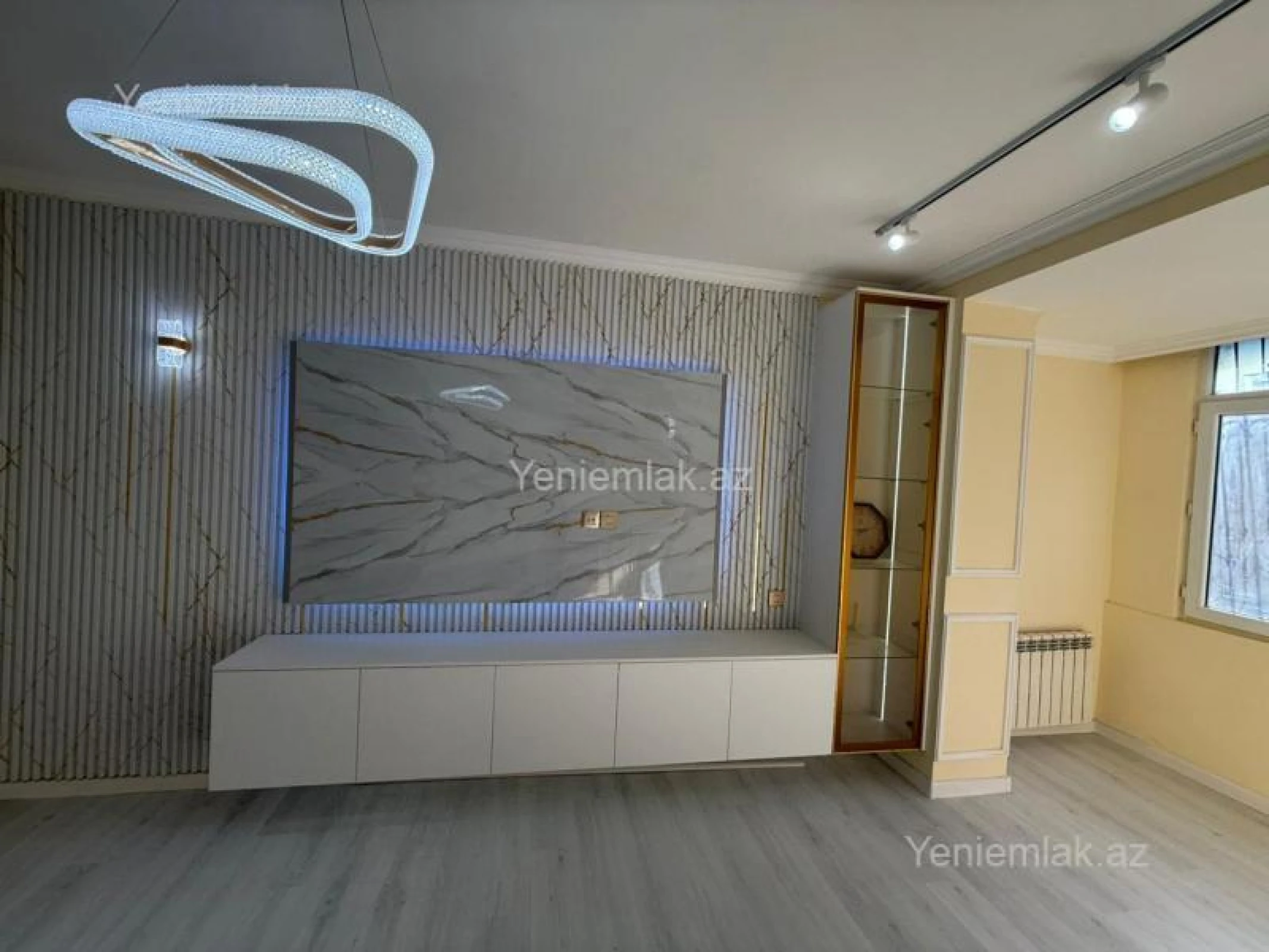 Satılır 3 otaqlı köhnə tikili 85 m²
