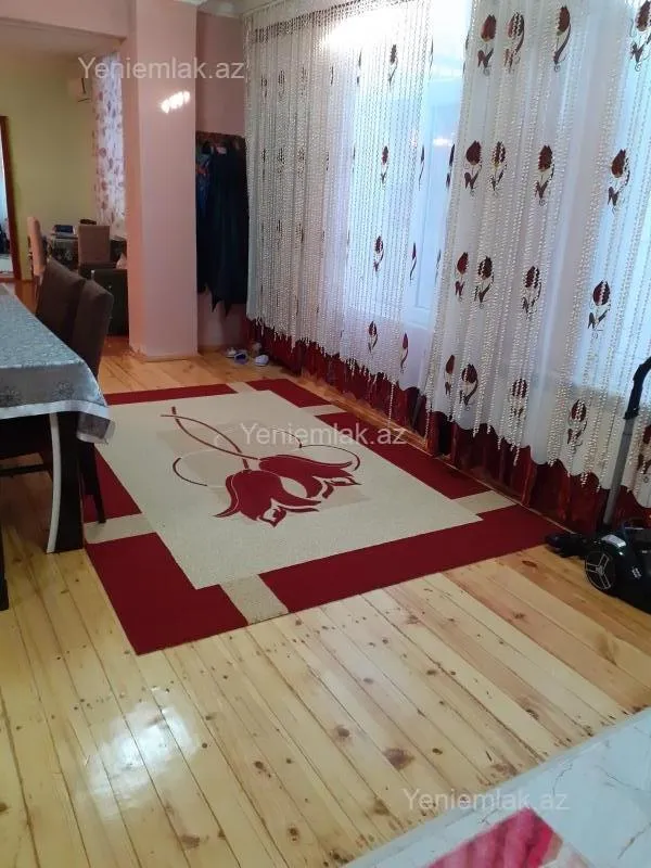 Satılır 4 otaqlı həyət evi 120 m²