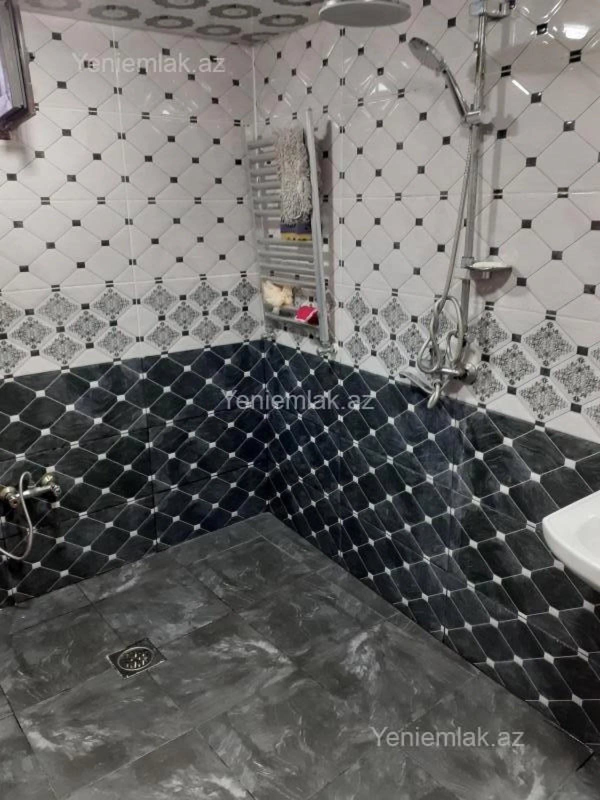 Satılır 4 otaqlı həyət evi 120 m²