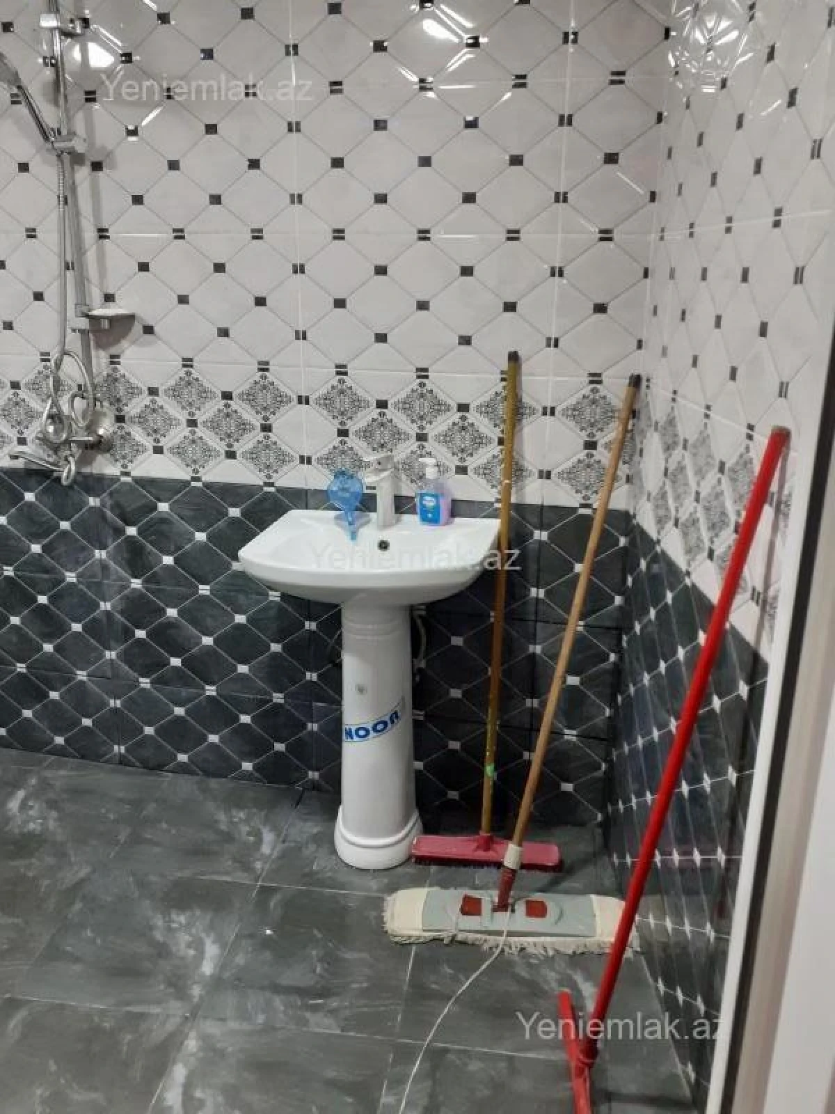 Satılır 4 otaqlı həyət evi 120 m²