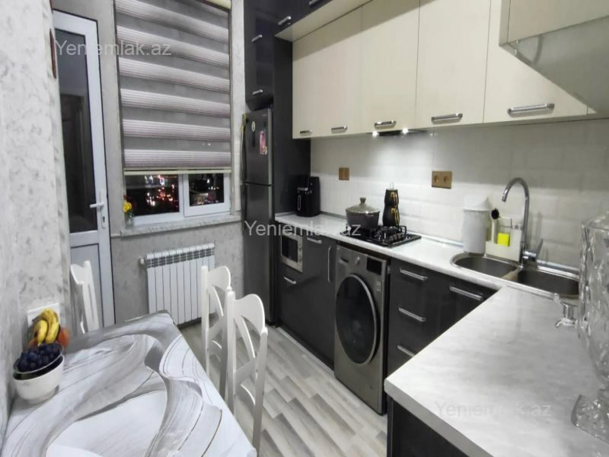 Satılır 2 otaqlı yeni tikili 76 m²