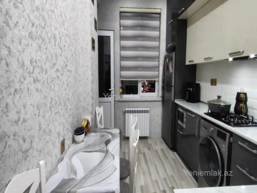 Satılır 2 otaqlı yeni tikili 76 m²