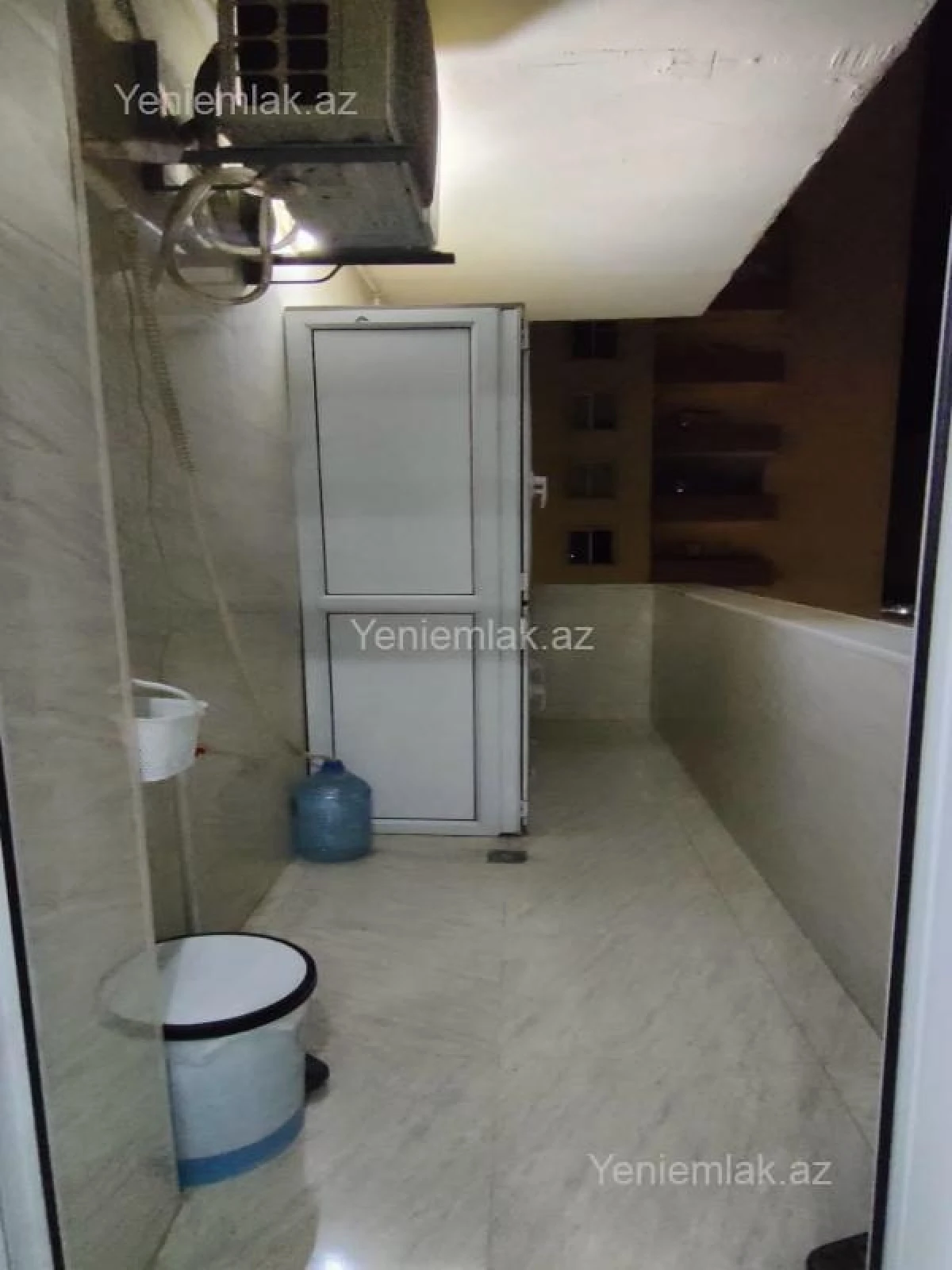 Satılır 2 otaqlı yeni tikili 76 m²