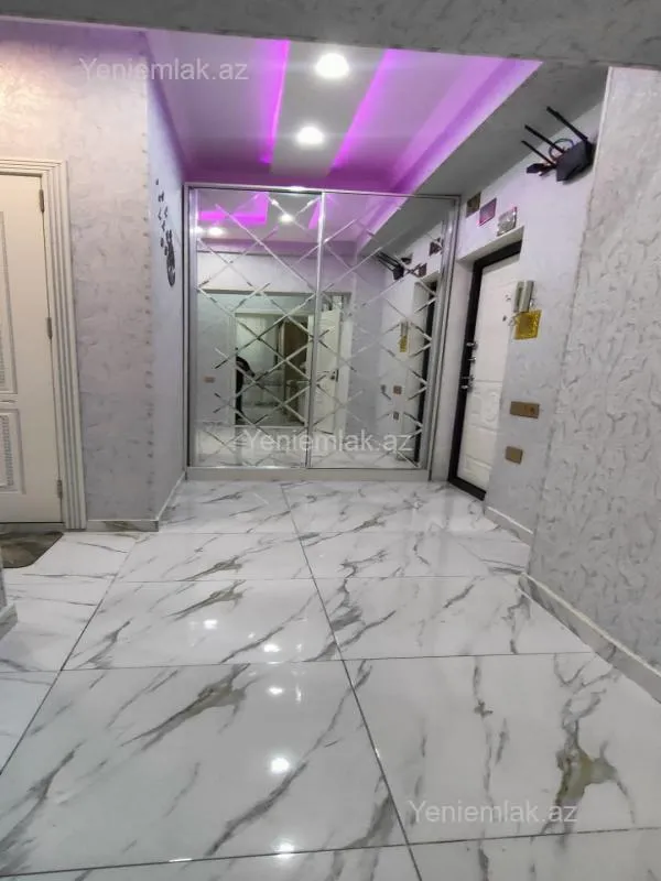 Satılır 2 otaqlı yeni tikili 76 m²