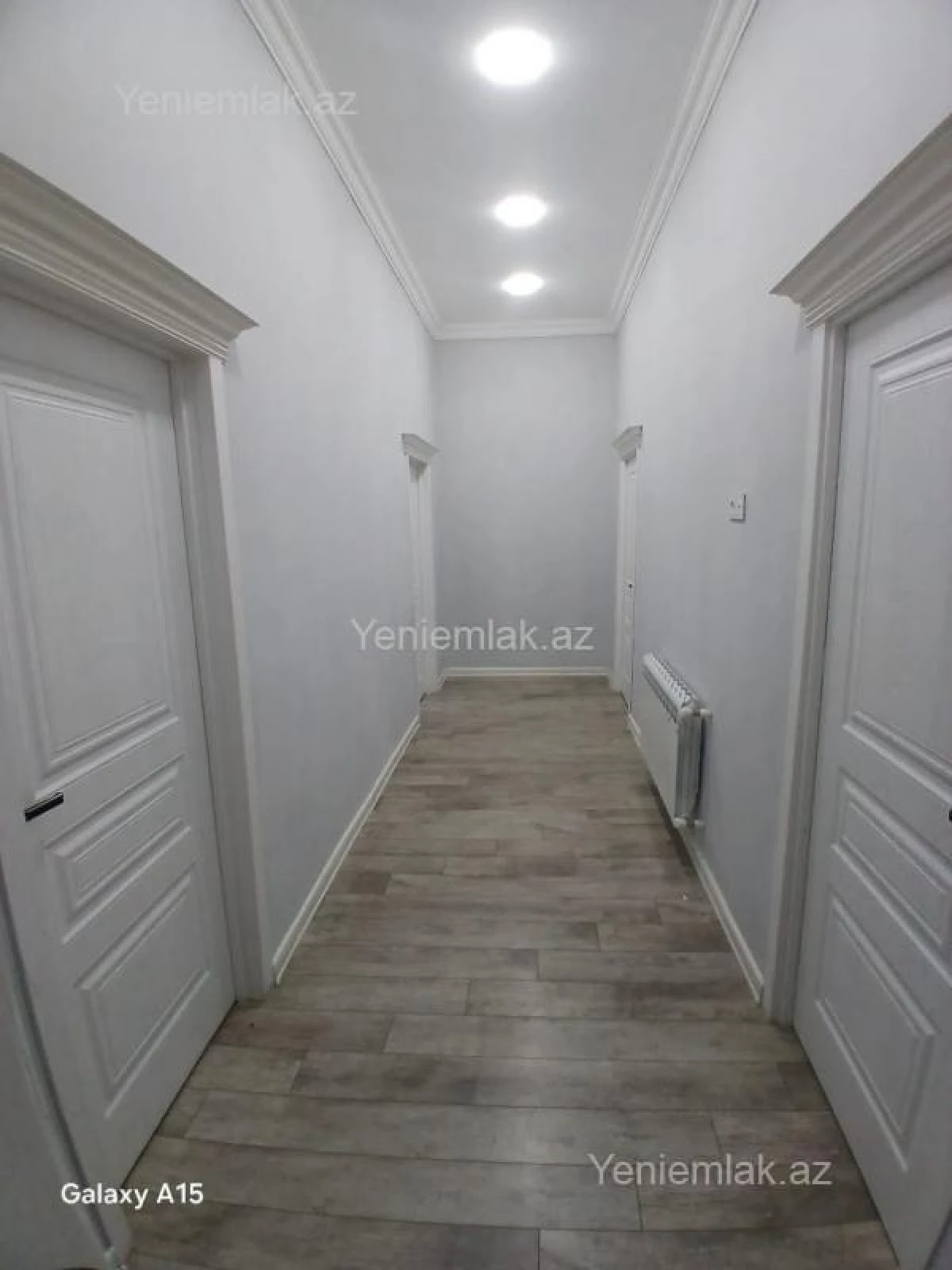 Satılır 4 otaqlı köhnə tikili 120 m²