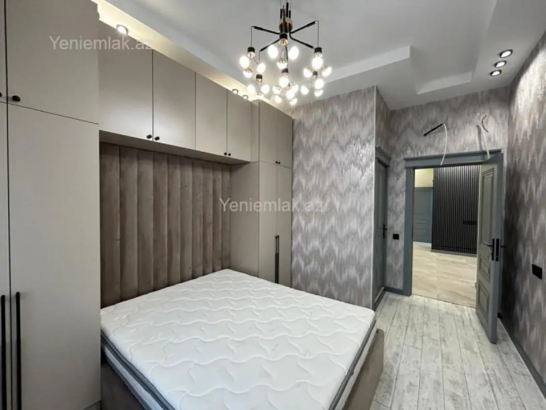 Satılır 3 otaqlı yeni tikili 90 m²