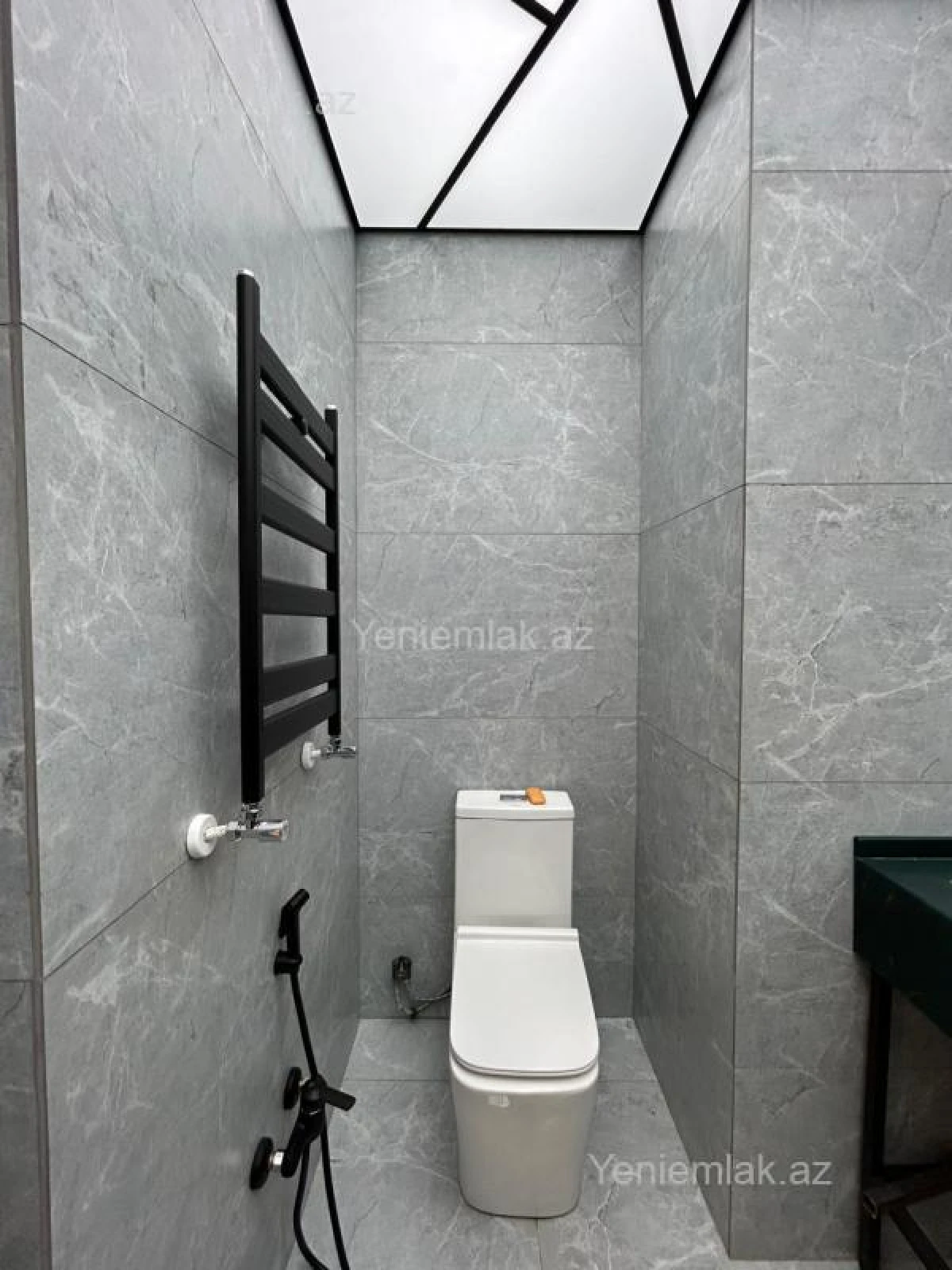 Satılır 3 otaqlı yeni tikili 90 m²