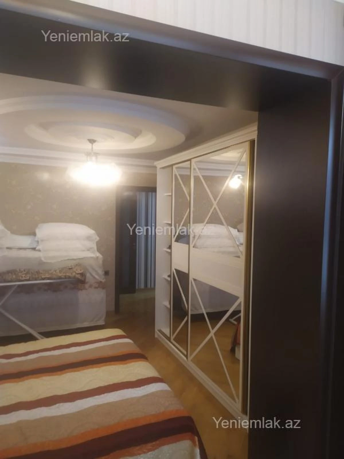 Satılır 5 otaqlı köhnə tikili 110 m²