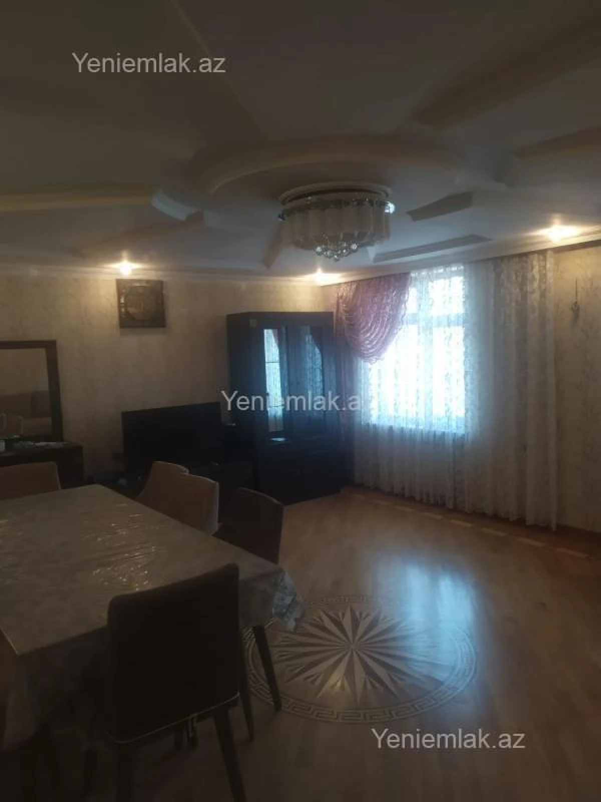 Satılır 5 otaqlı köhnə tikili 110 m²