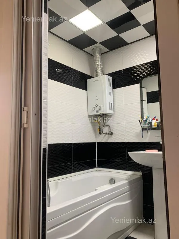 Satılır 3 otaqlı köhnə tikili 64 m²