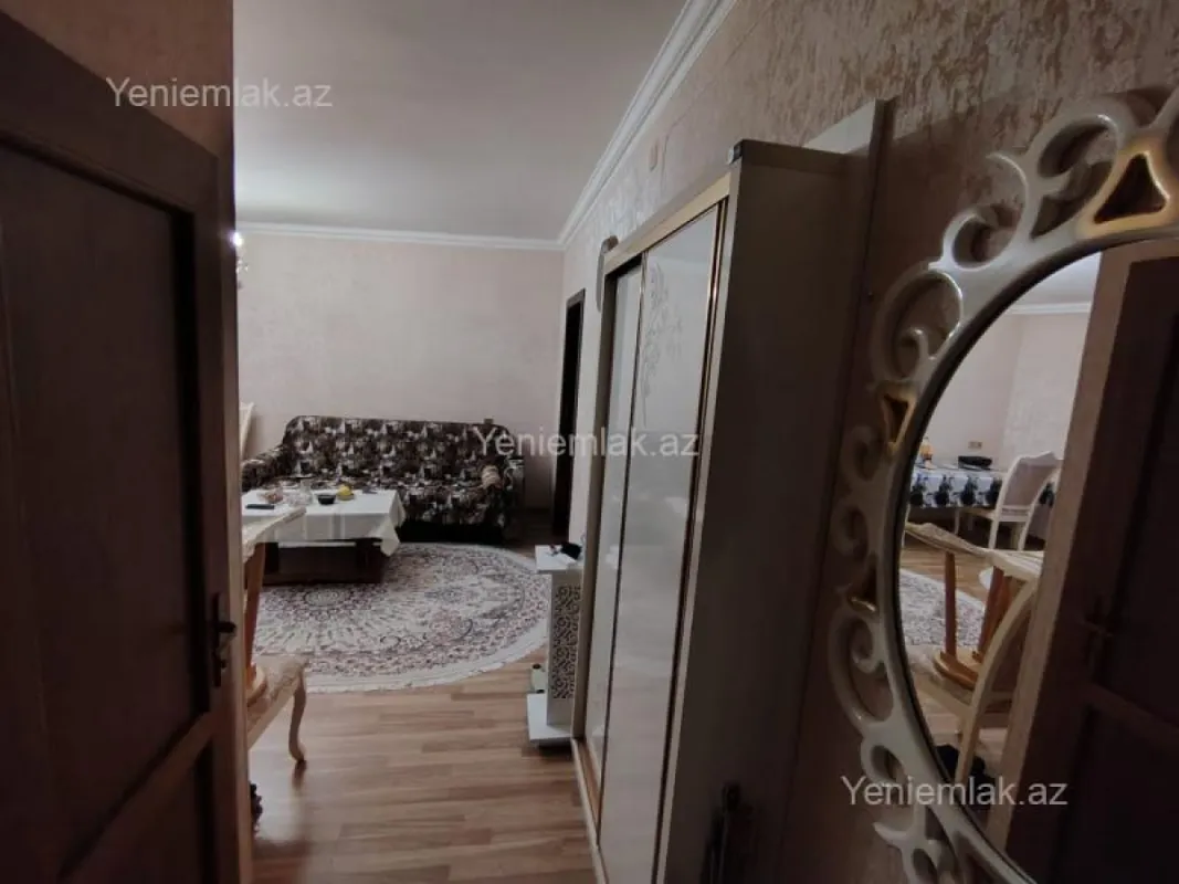 Satılır 2 otaqlı köhnə tikili 45 m²