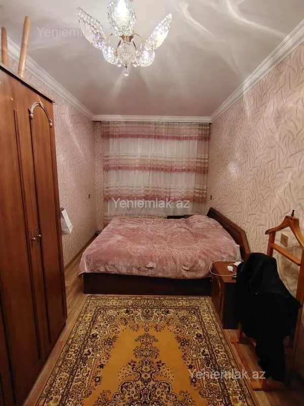 Satılır 2 otaqlı köhnə tikili 45 m²