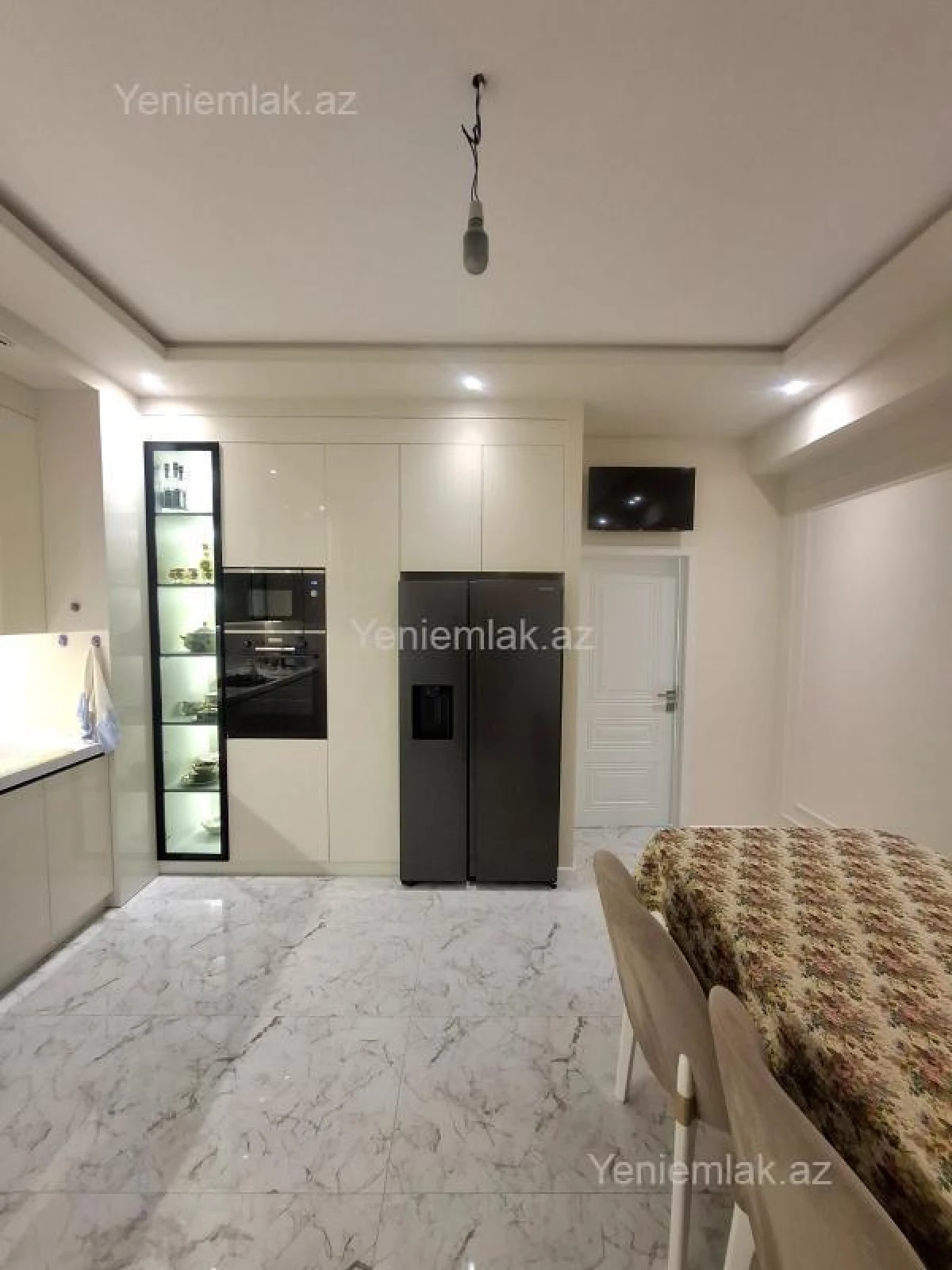 Satılır 3 otaqlı yeni tikili 139 m²