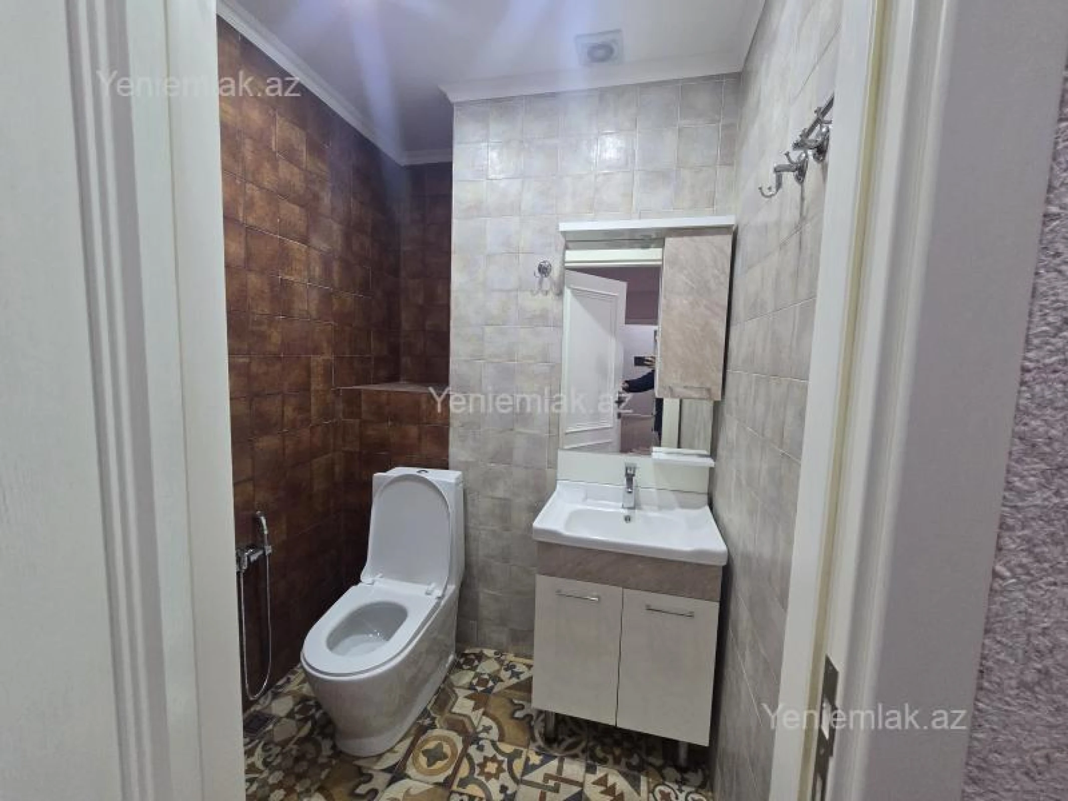 Satılır 3 otaqlı yeni tikili 132 m²