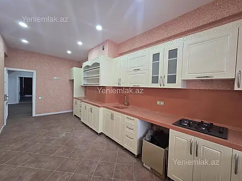 Satılır 3 otaqlı yeni tikili 132 m²