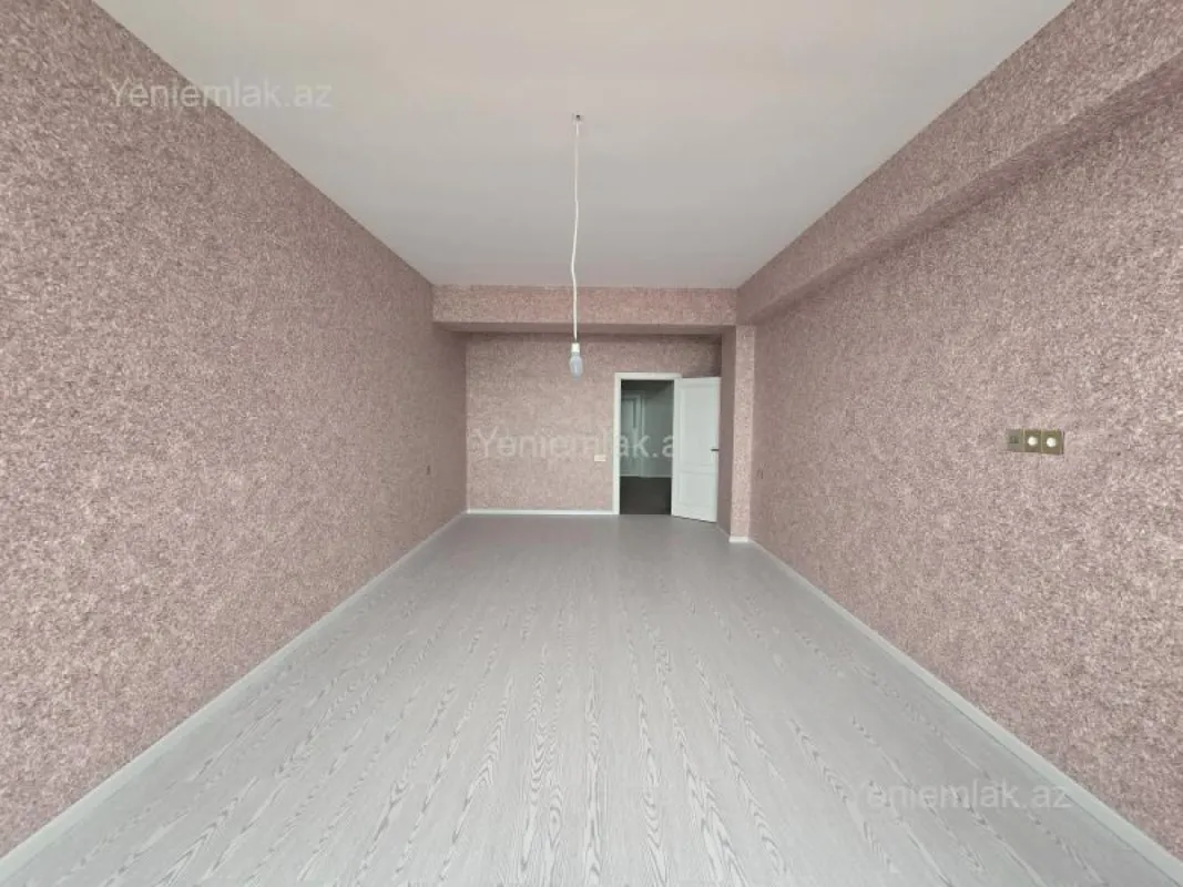 Satılır 3 otaqlı yeni tikili 132 m²