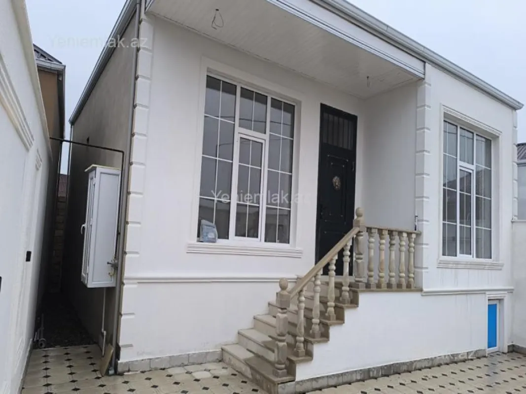Satılır 3 otaqlı həyət evi 100 m²