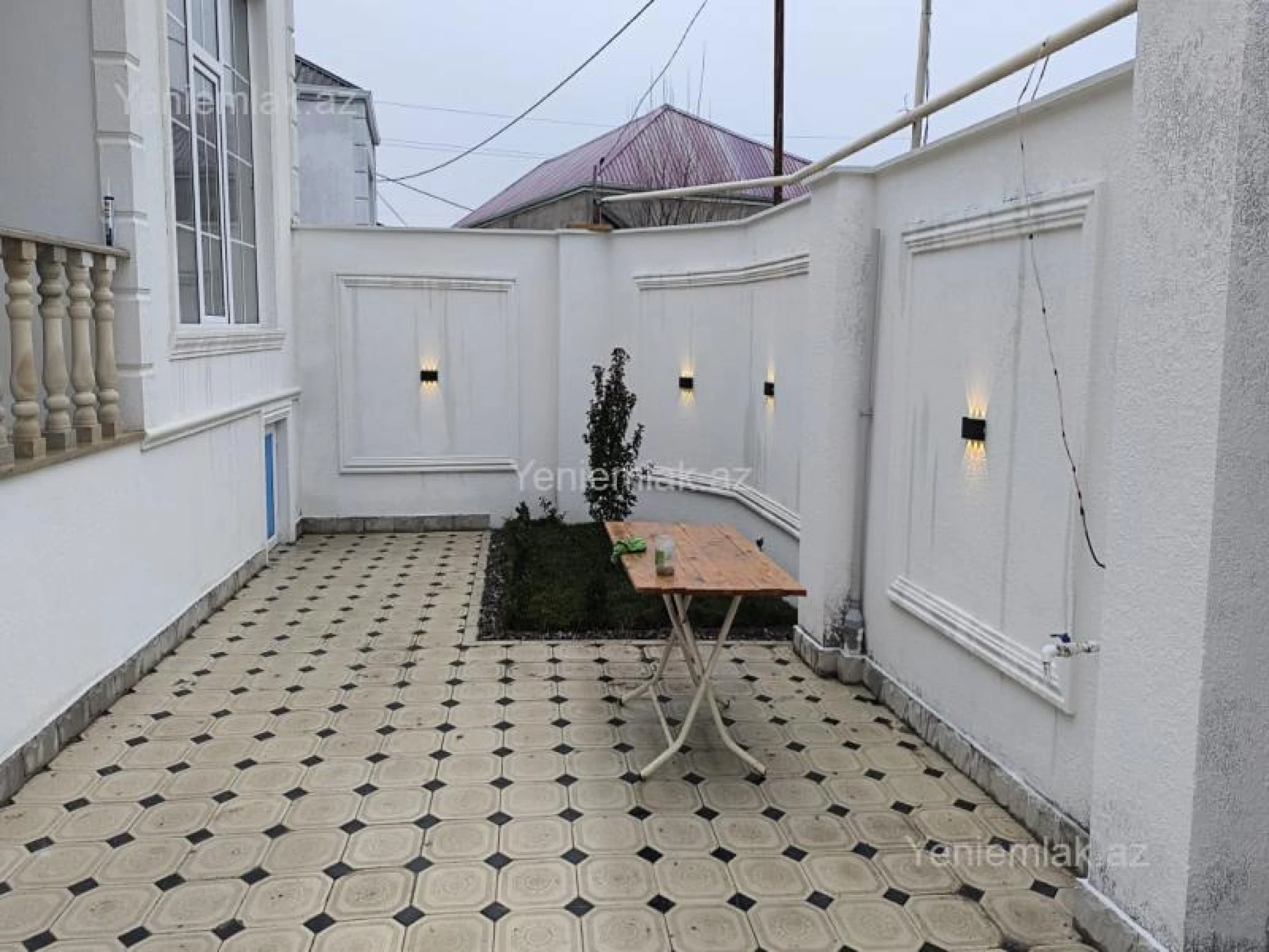 Satılır 3 otaqlı həyət evi 100 m²