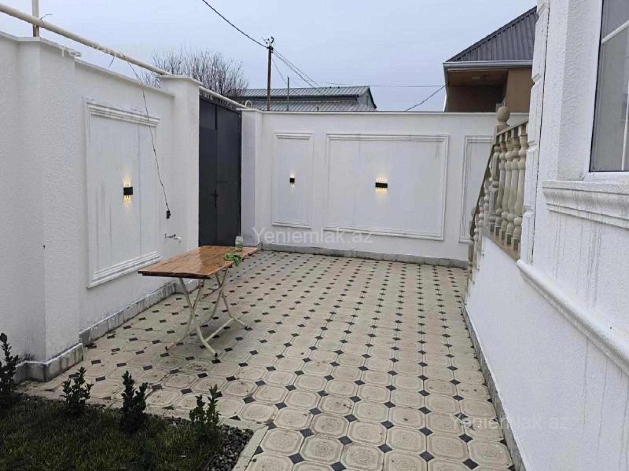 Satılır 3 otaqlı həyət evi 100 m²