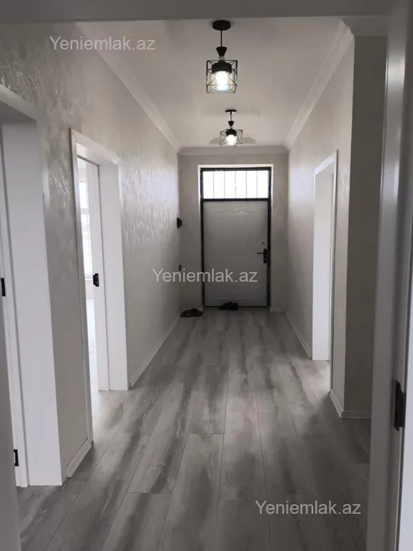 Satılır 3 otaqlı həyət evi 100 m²