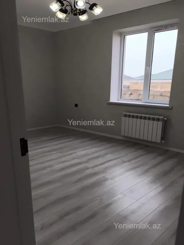 Satılır 3 otaqlı həyət evi 100 m²