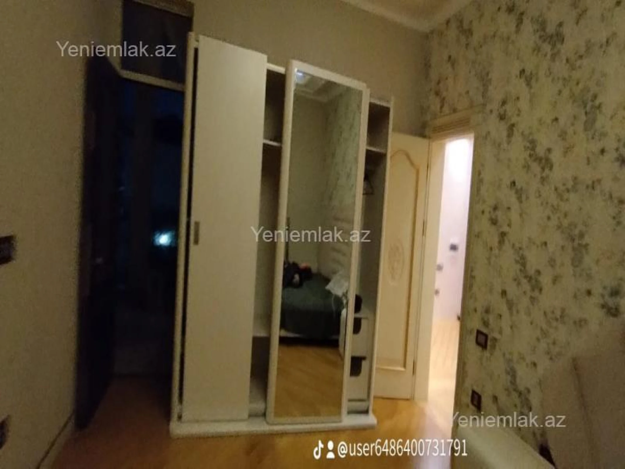 Satılır 6 otaqlı həyət evi 460 m²