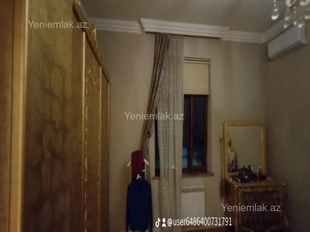 Satılır 6 otaqlı həyət evi 460 m²