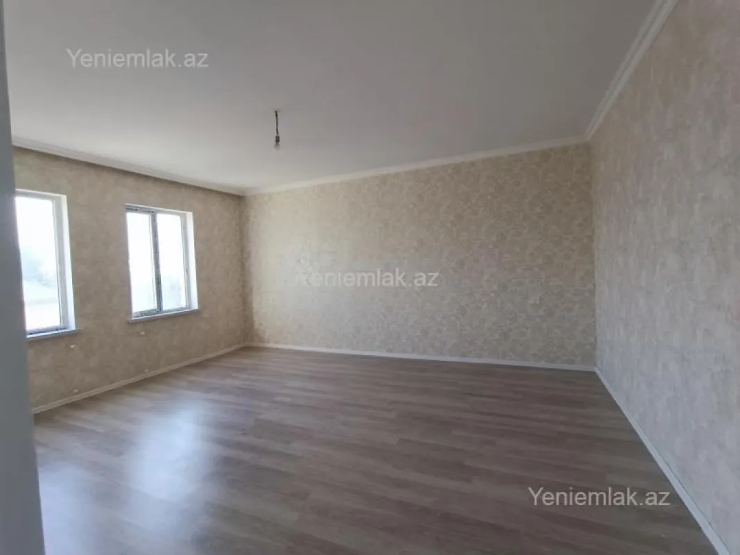 Satılır 5 otaqlı həyət evi 150 m²