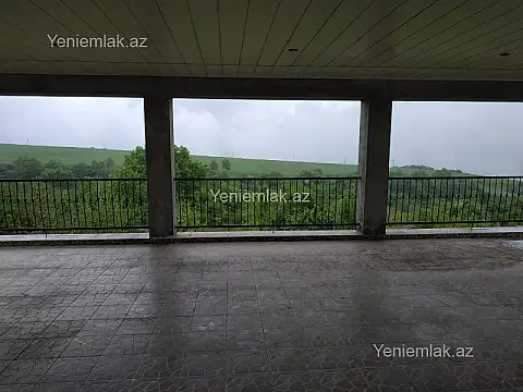 Satılır 5 otaqlı həyət evi 150 m²