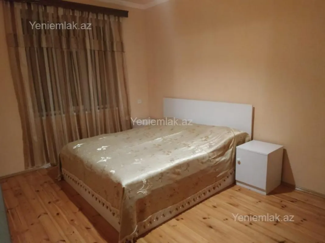 Satılır 5 otaqlı həyət evi 150 m²