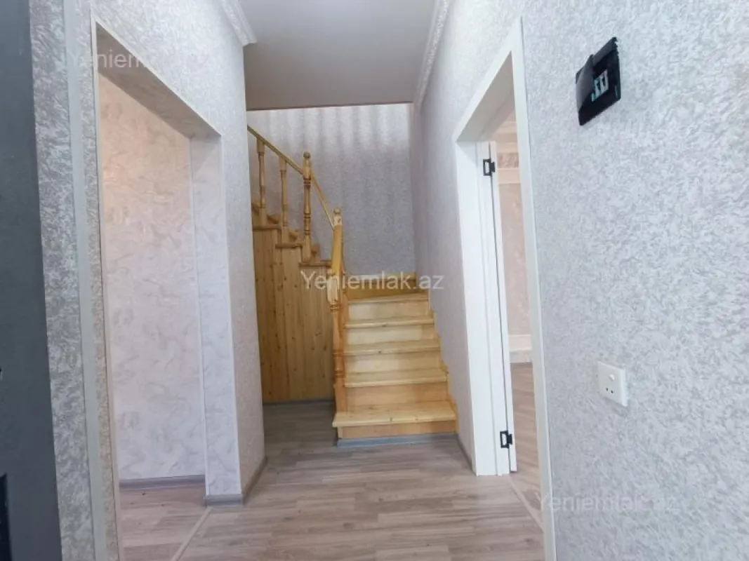 Satılır 4 otaqlı həyət evi 118 m²