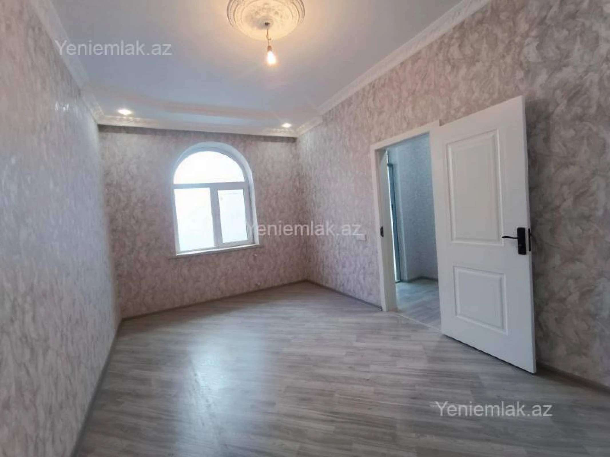 Satılır 4 otaqlı həyət evi 118 m²