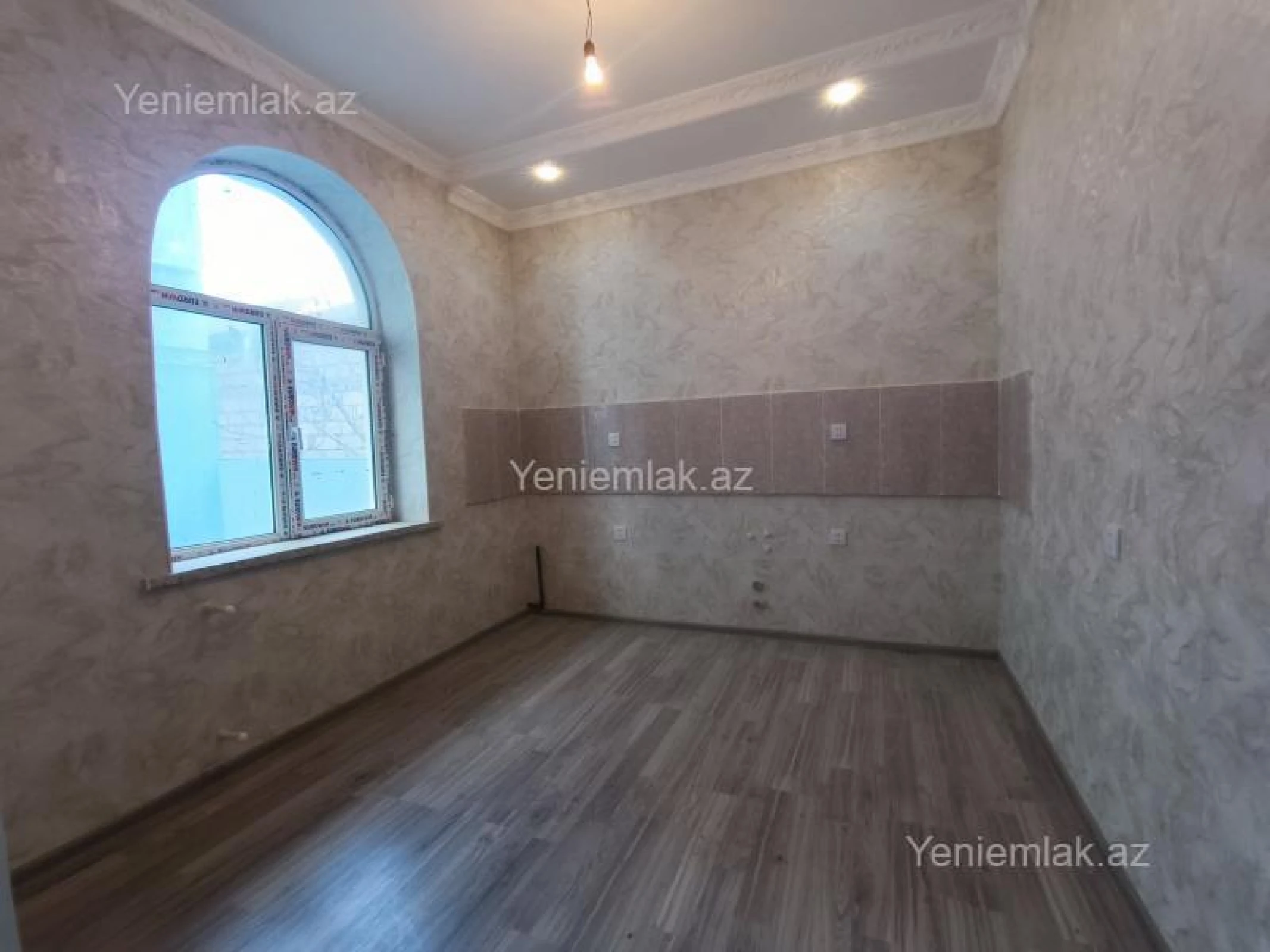 Satılır 4 otaqlı həyət evi 118 m²