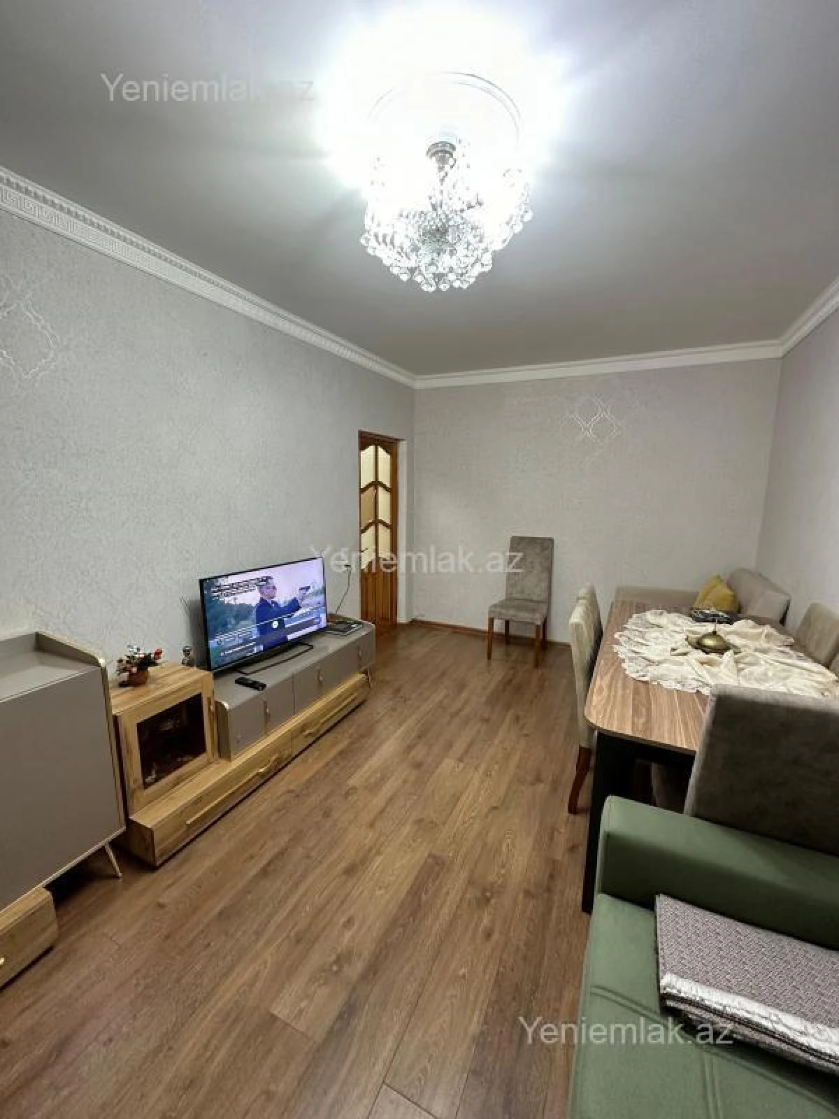 Satılır 2 otaqlı köhnə tikili 55 m²
