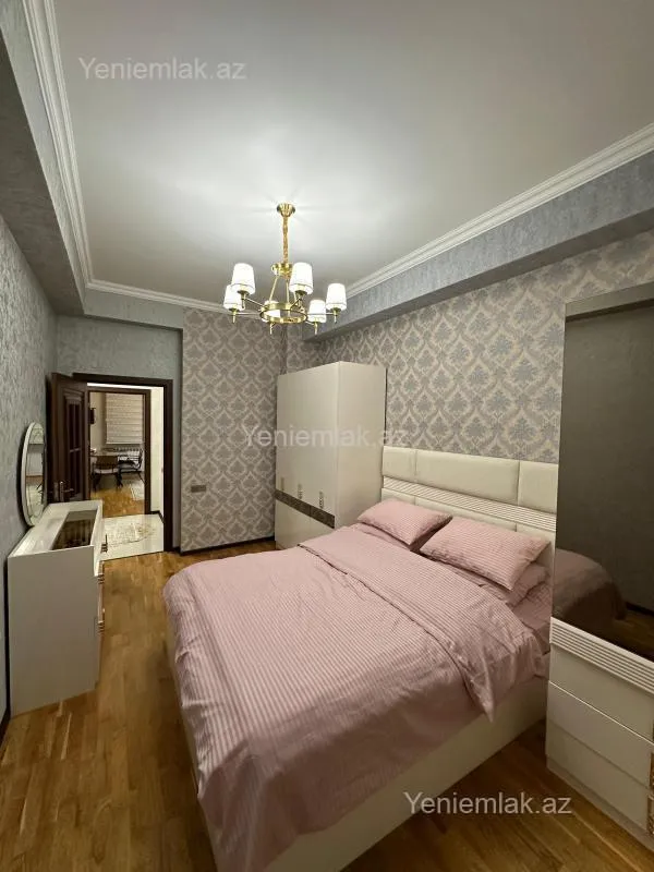 Satılır 2 otaqlı yeni tikili 68 m²