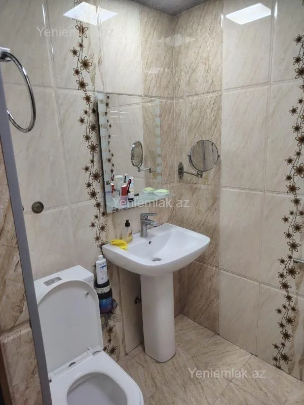 Satılır 3 otaqlı köhnə tikili 52 m²