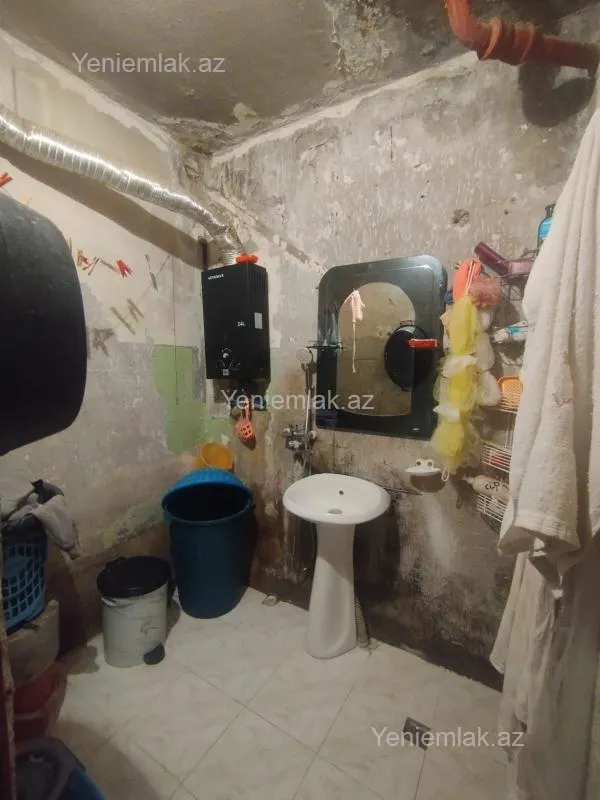 Satılır 3 otaqlı köhnə tikili 78 m²